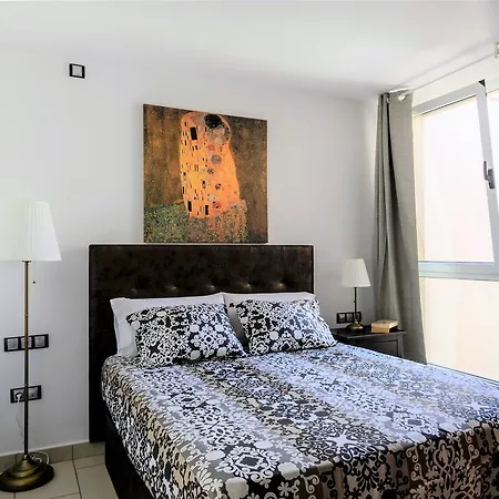 Poris With Sea View And Pool